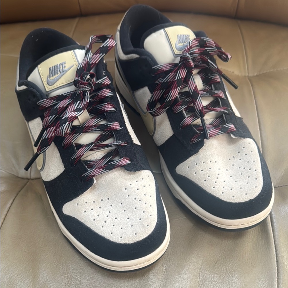 Nike Black and Cream Low-Top Sneakers
